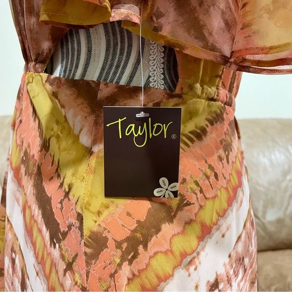 NWT Taylor Cutouts Printed Chiffon Midi Flare Dress with Waist Drawstring - Picture 3 of 13
